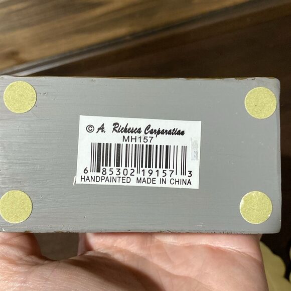 Hand painted Elephants Coaster Set of 4 and Holder - Picture 4 of 9